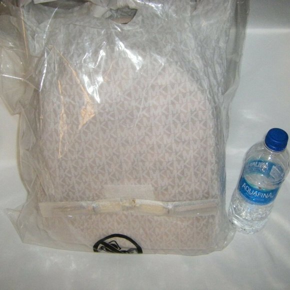 Michael-Kors Rhea Zip Medium Pink Leather Backpack NEW SEALED - Picture 7 of 13